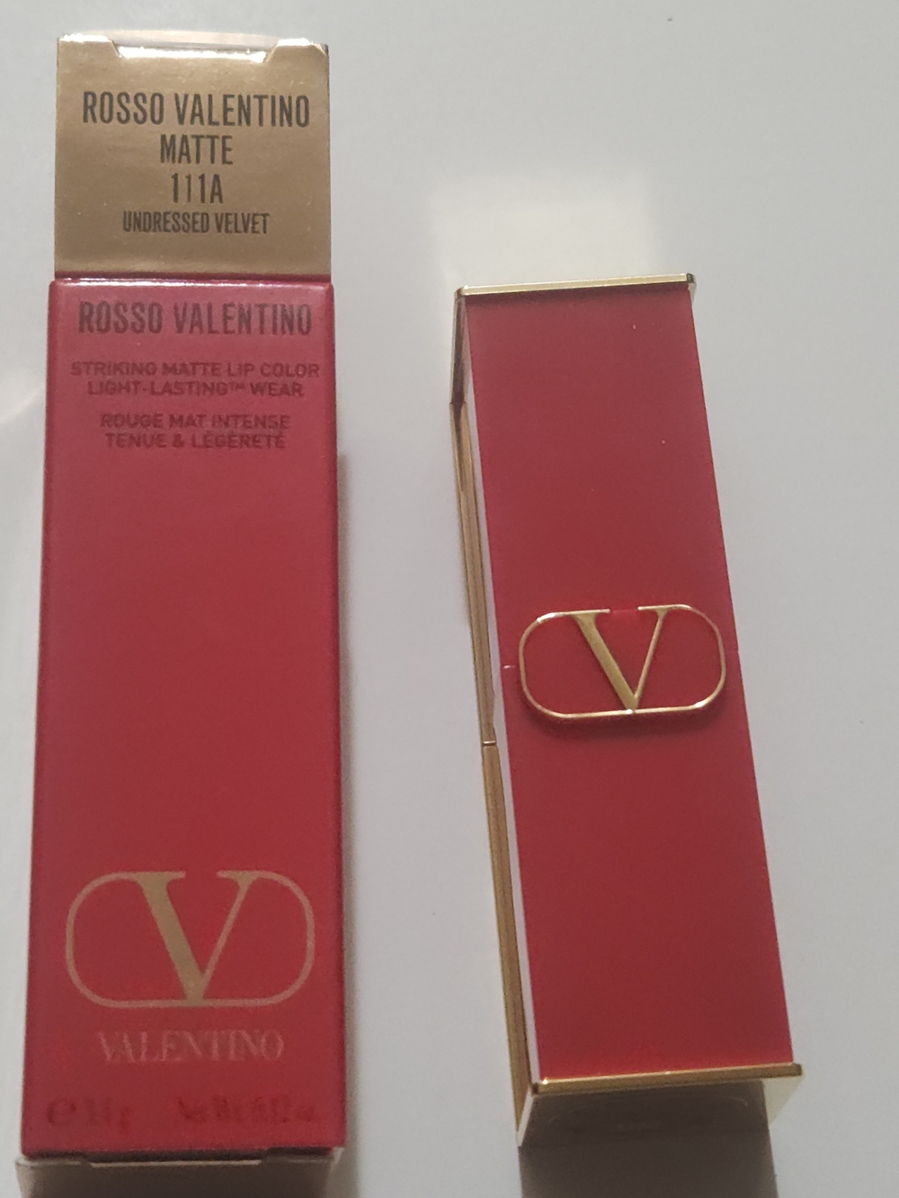 Valentino Rosso Valentino Matte Lipstick in Undressed Velvet - 111A